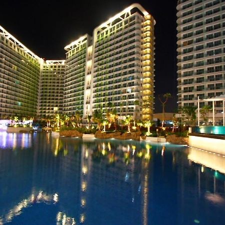 Azure Urban Resort A4 Near Airport Mall With Wavepool Paranaque City Eksteriør bilde